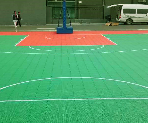 海门篮球场塑胶绿巨人污免费入口